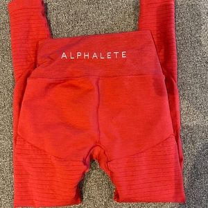 Alphalete revival R6 legging - Size Small